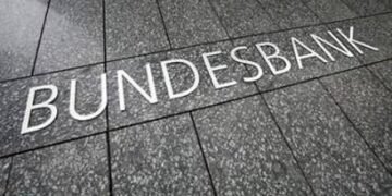 Нападки Трампа на ФРС провоцируют бегство инвесторов от американских активов – глава Бундесбанка