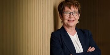 ЕБРР планирует поддержать 700 МВт мощности в Украине – президент банка