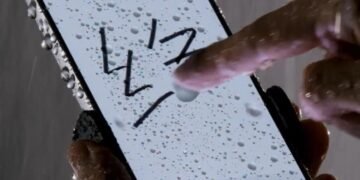 OPPO готовит первый смартфон с дисплеем, который будет работать даже в ливень