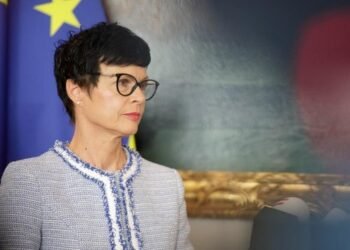 Еврокомиссар Кос: в ближайшие дни ЕС предоставит Украине EUR2,7 млрд