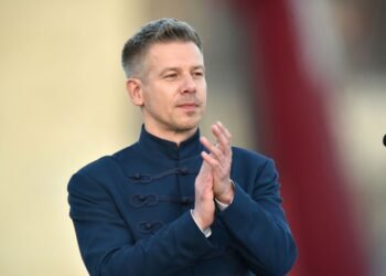 Мадьяр пошел по пути Орбана и выдвинул Украине требования по вступлению в ЕС, — Bloomberg