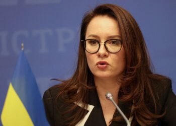 Бизнесу покроют «простой» из-за обстрелов: что предлагает Кабмин