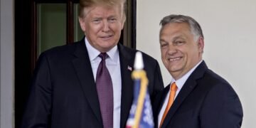 Трамп снова «топит» за Орбана и пообещал экономическое процветание Венгрии