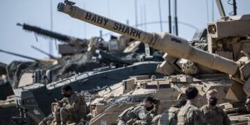 США усиливают удары по Ирану за счет стратегических ракет JASSM-ER