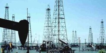 Рост цен на нефть замедлился к вечеру, но Brent остается выше $100 за баррель