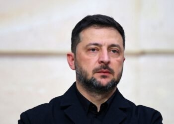 Украина готова к трехсторонним переговорам в Азербайджане, — Зеленский