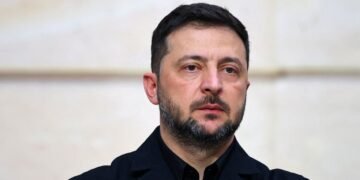 Украина готова к трехсторонним переговорам в Азербайджане, — Зеленский