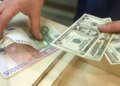 Курс валют від НБУ на 15 травня: долар та євро здешевшали