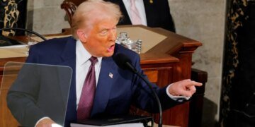 Опасный сигнал Путину: республиканцы пытаются остановить Трампа и не наделать дел в Европе