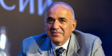 «Тройной удар» по Путину и России: Гарри Каспаров предрекает конец империи