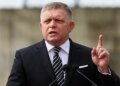 Запущен механизма наказания Фицо: ЕС лишает Словакию денег