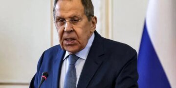 Слезы Кремля в Пекине: Лавров пожаловался на «наглого Зеленского»