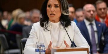 Развалила разведку США и уходит:  Трампа покидает главная поклонница Путина