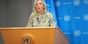 Захарова пригрозила продолжить удары по Киеву и объявила о «предупреждении» для иностранных дипломатов