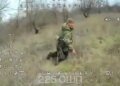Упал на колени — но поздно: 225-й полк показал работу по оккупантам. ВИДЕО