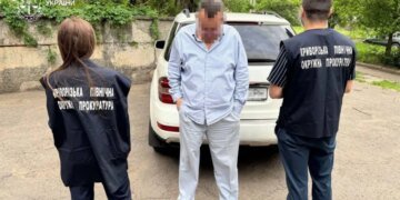 Студент за 15 тысяч долларов: в Кривом Роге мужчина продавал фиктивную отсрочку от мобилизации