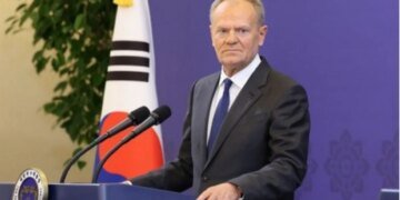 Сон закончился: Туск требует от Запада проснуться после дерзких угроз Медведева