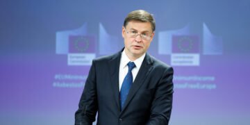 В Евросоюзе предупредили об угрозе стагфляционного шока