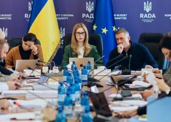 Военный сбор направят исключительно на зарплаты военных