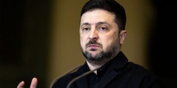 Зеленский провел совещание по кадровым вопросам: где будут ротации