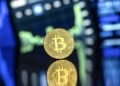 Стоимость биткоина превысила $80 000 впервые с конца января