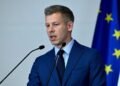 Мадьяр: Правительство Орбана перед отставкой хочет полностью опустошить казну