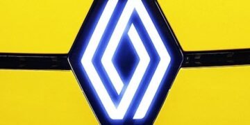 «Рено Украина» перечислит материнской Renault в виде дивидендов за 2025г всю чистую прибыль