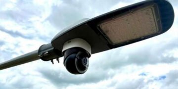 Уличные фонари вместо серверов: британская компания строит первый африканский распределенный дата-центр