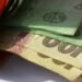 Средняя зарплата в Украине в апреле выросла на 0,5% и составила 30,515 тыс. грн – Госстат
