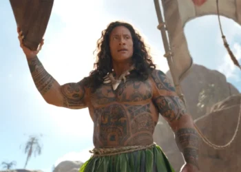 Вышел трейлер игровой «Ваяны / Moana»: Дуэйн Джонсон выглядит фактурно, но критиков не впечатлил
