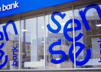 Врио главы наблюдательного совета Сенс Банка заявил о неизменности планов приватизации несмотря на отстранение руководителя совета