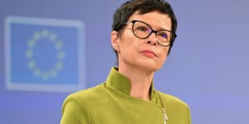 Еще одна страна приблизилась к статусу кандидата на вступление в ЕС, но есть нюанс