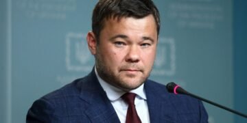 Зеленский ввел санкции против экс-главы ОП Богдана