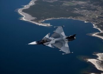 Украина получит самолеты Gripen вместе с «длинной рукой» против КАБов