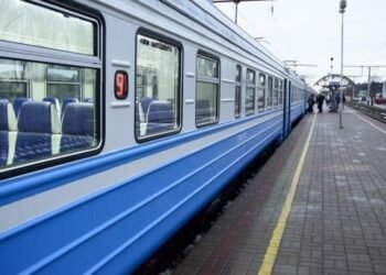 «Укрзализныця» с 12 мая внедряет покупку пригородных билетов через приложение по всей Украине