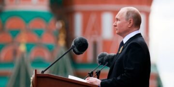Будет ли Украина бить за пределами парада в Москве: что говорит источник РБК-Украина