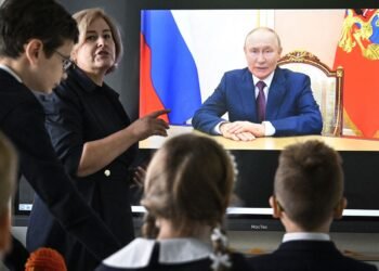 ЕС ввел санкции против лагерей РФ, где занимались идеологической обработкой украинских детей