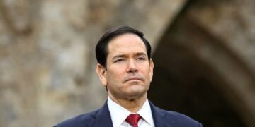 Рубио едет в Рим на фоне напряжения между США и Италией