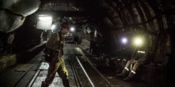 В Китае произошел один из самых страшных взрывов на шахте за десятилетие: погибли 90 человек