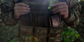Проданы или на складе? Что не так с громким заявлением ВСК по «бронежилетам Миндича»