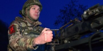 В Украине несмотря на режим «тишины» продолжаются тревоги и фиксировали дроны с КАБами