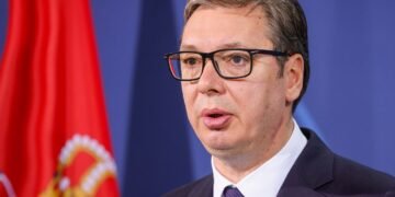 Президент Сербии объявил о планах провести досрочные выборы в парламент