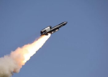 Зеленский показал видео запуска ракет «Фламинго» по заводу в Чебоксарах