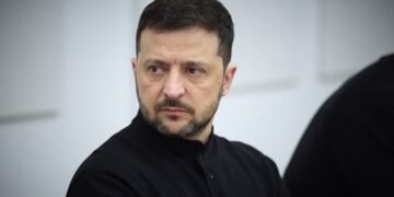 Украина усиливает защиту от вражеских атак, уже есть решения по двум городам, — Зеленский