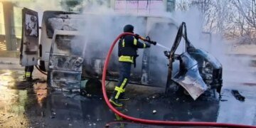 Россия обстреляла Херсон из артиллерии: снаряд попал в дом, есть пострадавшие