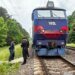 Внезапно выбежал на железнодорожные пути: в Ровенской области поезд насмерть сбил 17-летнего юношу