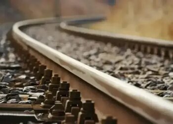 Тарифи на вантажні перевезення Укрзалізниці хочуть підвищити на 45% — Reuters