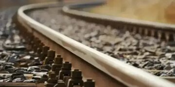 Тарифи на вантажні перевезення Укрзалізниці хочуть підвищити на 45% — Reuters