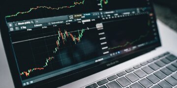 У Мін'юсті назвали головні ознаки інвестиційного шахрайства в інтернеті