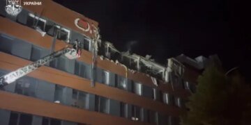 Массированная атака на Харьков: ранены 15 человек, в том числе дети